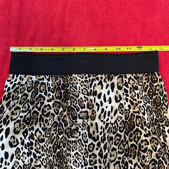 Victoria’s Secret- leopard skirt, lace trim, size 6 - Picture 6 of 6
